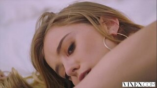 GIRL-Mudell Għandu Aqwa Sess Selvaġġi Mal-Imgħallem